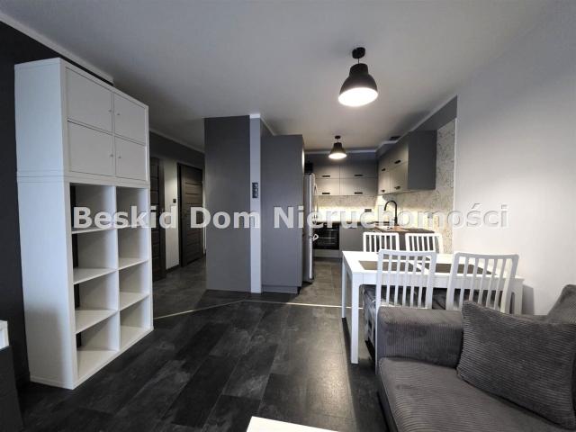 Wynajmę mieszkanie w apartamentowcu 47 m² w górach Bielsko Biała, Kamienica