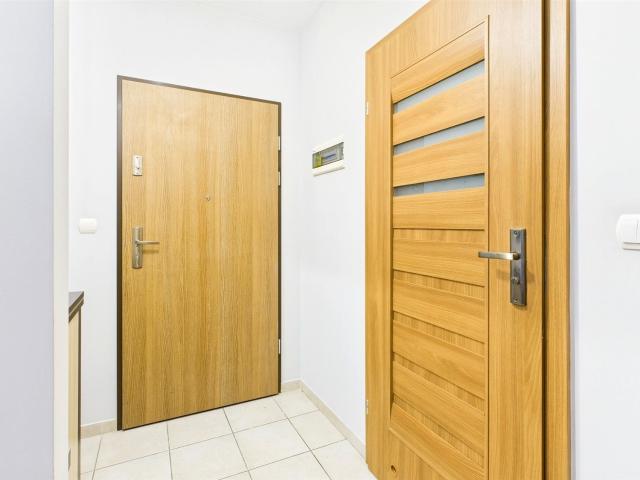 Wynajmę mieszkanie w bloku mieszkalnym m2 z aneksem kuchennym 31 m² Wrocław