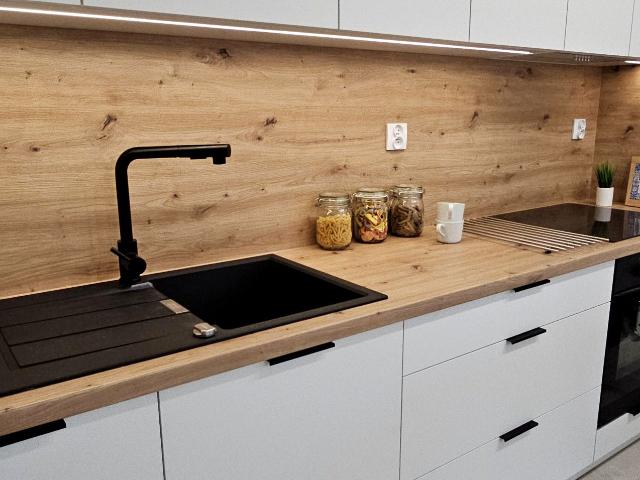 Wynajmę mieszkanie w bloku mieszkalnym m2 z aneksem kuchennym 39 m² Katowice