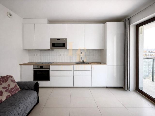 Wynajmę mieszkanie w bloku mieszkalnym m2 z aneksem kuchennym 43,50 m² Warszawa