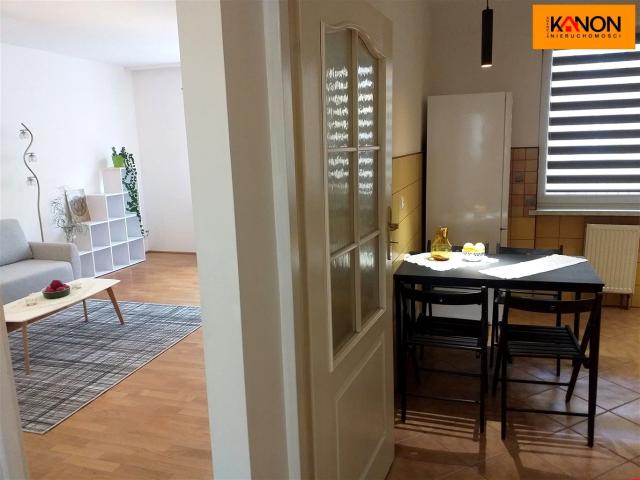 Wynajmę mieszkanie w bloku mieszkalnym m2 z oddzielną kuchnią 56,80 m² Bielsko Biała, Górne Przedmieście