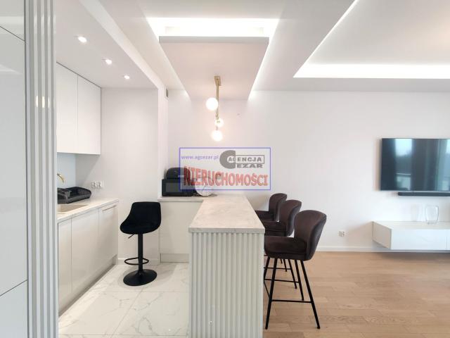 Wynajmę mieszkanie w bloku mieszkalnym m3 z aneksem kuchennym 56,95 m² ul. Wesoła, za torami