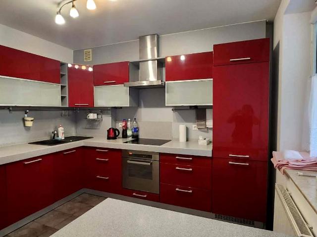 Wynajmę mieszkanie w bloku mieszkalnym m3 z aneksem kuchennym 60 m² Rzeszów