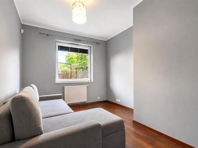 Wynajmę mieszkanie w bloku mieszkalnym m3 z kuchnią z oknem 55,80 m² ul. Fenikowskiego, Reda