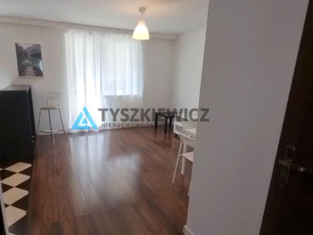 Wynajmę mieszkanie w bloku mieszkalnym m3 z kuchnią z oknem 59,20 m² ul. Fenikowskiego, Wejherowo