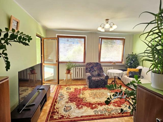 Wynajmę mieszkanie w bloku mieszkalnym m3 z kuchnią z oknem 62 m² Wrocław, Muchobór Wielki