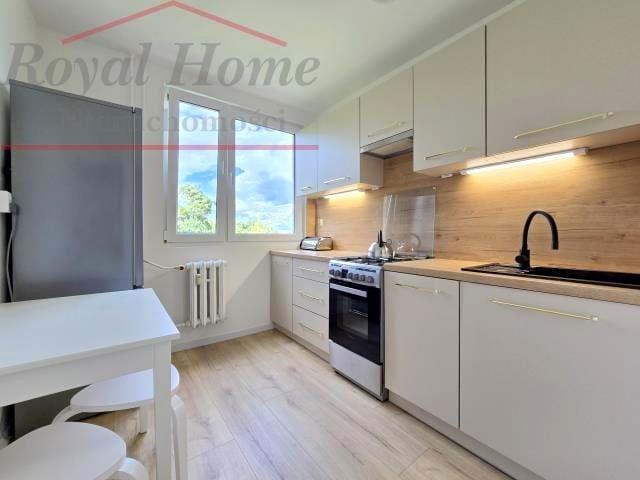 Wynajmę mieszkanie w bloku mieszkalnym m3 z oddzielną kuchnią 54 m² Wrocław, Psie Pole