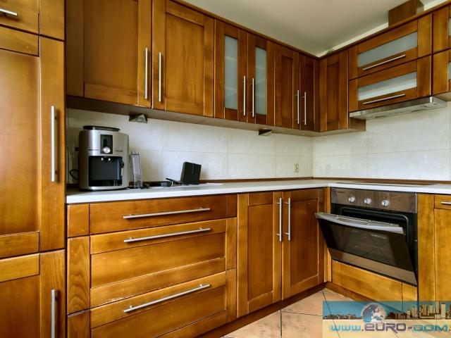 Wynajmę mieszkanie w bloku mieszkalnym m3 z oddzielną kuchnią 60 m² ul. Szkolna, Kościan