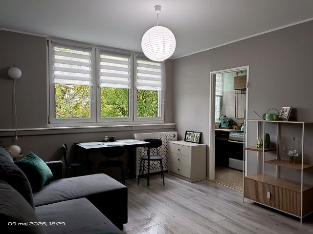 Wynajmę mieszkanie w bloku mieszkalnym kawalerka z oddzielną kuchnią 26 m² Wrocław, Szczepin