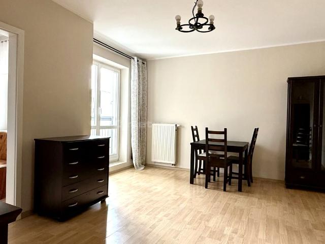 Wynajmę mieszkanie w bloku mieszkalnym kawalerka z oddzielną kuchnią 34,30 m² ul. Melomanów, Warszawa