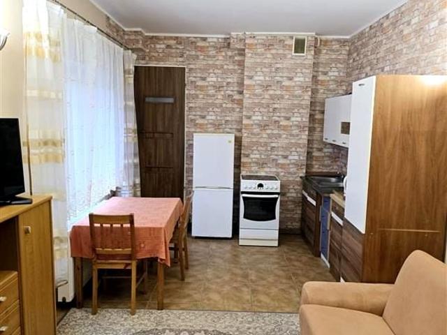 Wynajmę mieszkanie w bloku mieszkalnym kawalerka z aneksem kuchennym 24 m² Gdynia, Witomino Leśniczówka