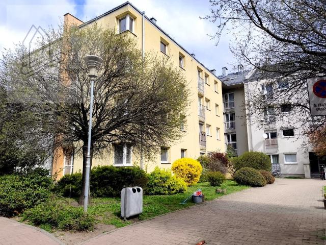 Wynajmę mieszkanie w bloku mieszkalnym kawalerka z aneksem kuchennym 30,50 m² Wrocław, Śródmieście