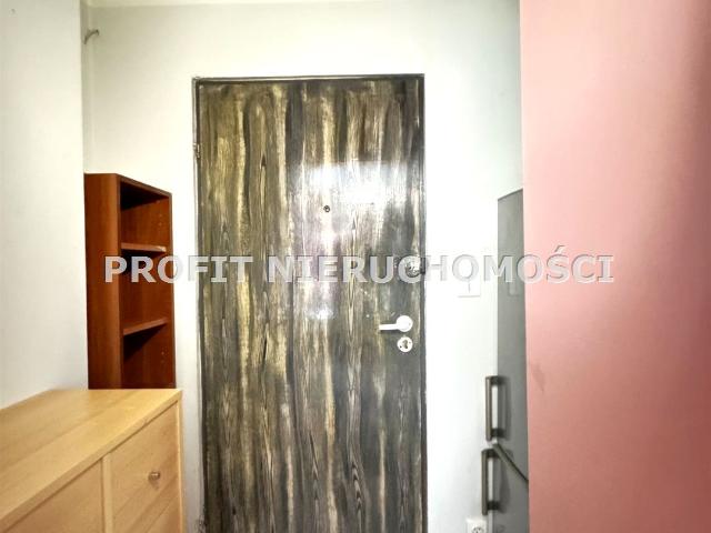Wynajmę mieszkanie w bloku mieszkalnym kawalerka z kuchnią z oknem 22,99 m² ul. Plater, Lębork
