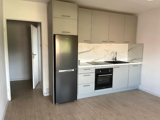 Wynajmę mieszkanie w bloku mieszkalnym 34,60 m² przy lesie ul. Kryształowa, Mysłowice, Wesoła