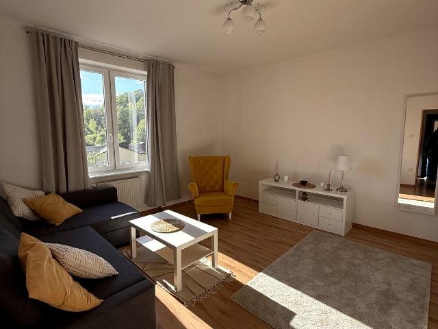 Wynajmę mieszkanie w bloku mieszkalnym 35 m² nad morzem Gdynia, Oksywie