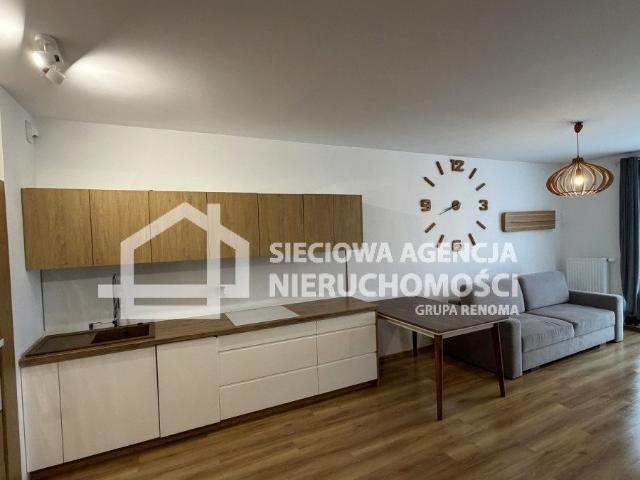 Wynajmę mieszkanie w bloku mieszkalnym 43 m² przy lesie ul. Żeglarzy, Rumia