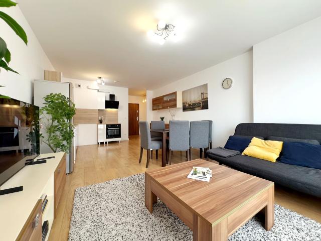 Wynajmę mieszkanie w bloku mieszkalnym 55 m² przy lesie ul. Burzowa, Wrocław, Krzyki