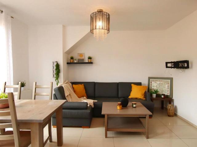 Wynajmę mieszkanie w bloku mieszkalnym 70 m² wysoki standard ul. Prudnicka, Wrocław, Krzyki