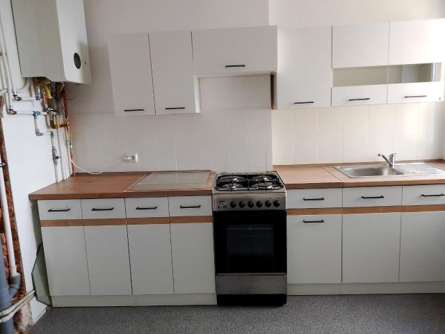 Wynajmę mieszkanie w domu wielorodzinnym kawalerka z oddzielną kuchnią 40 m² Bydgoszcz, Śródmieście