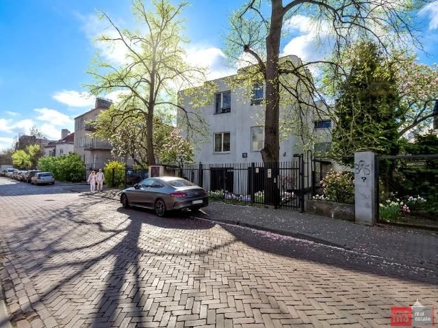 Wynajmę mieszkanie w domu wielorodzinnym m2 z aneksem kuchennym 41 m² Warszawa, Stary Mokotów