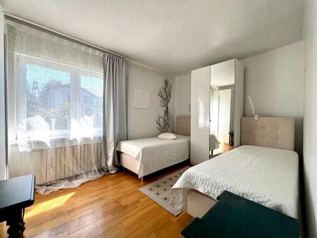 Wynajmę mieszkanie w domu wielorodzinnym m3 z kuchnią w zabudowie 75 m² ul. Działowa, Bielsko Biała
