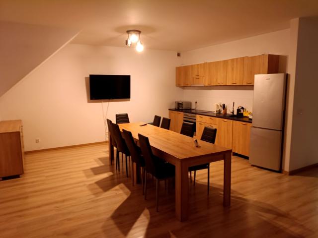 Wynajmę mieszkanie w domu wielorodzinnym m4 z aneksem kuchennym 120 m² ul. Wilcza, Suchy Dwór