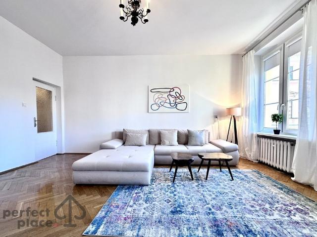 Wynajmę przestronne 2 pokojowe mieszkanie 60 m² przy pl. Solny