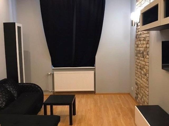 Wynajmę przestronne 4 pokojowe mieszkanie 100 m² w Kaliszu