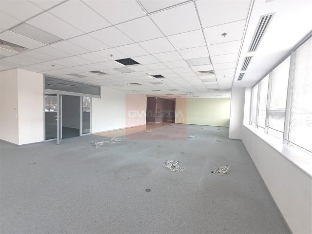 Wynajem biura 734 m² w Warszawie, Ochota z możliwością aranżacji
