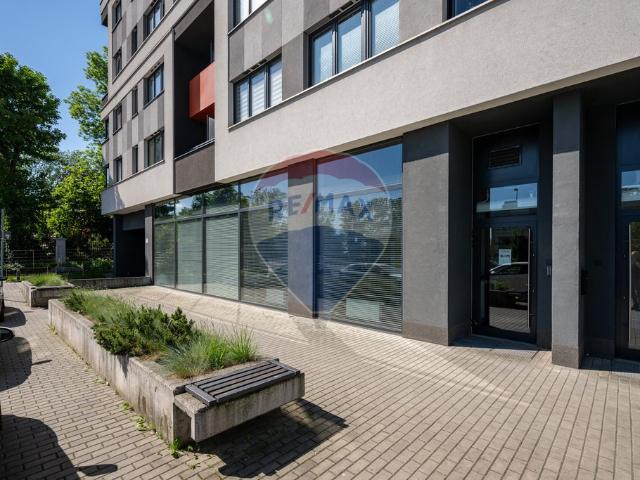 Wynajem lokal usługowy 109 m² z witryną i klimatyzacją