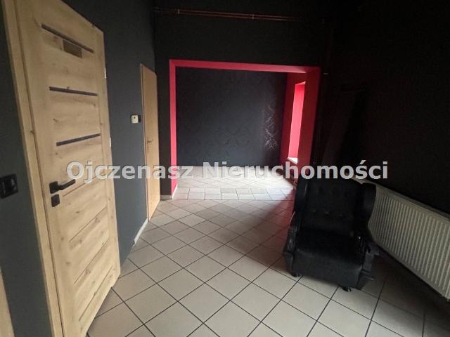 Wynajem lokalu 70 m2 w centrum Bydgoszczy z parkingiem