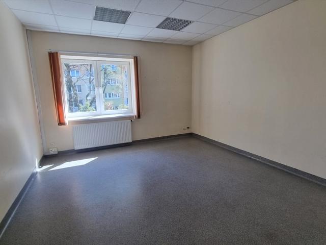 Wynajem lokalu 100 m2 na parterze w Łodzi, Polesie