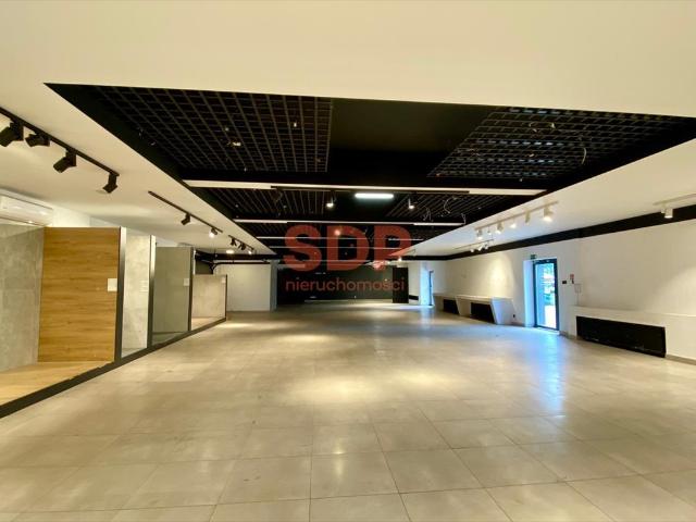 Wynajem powierzchni handlowo magazynowej 315 m2 z placem