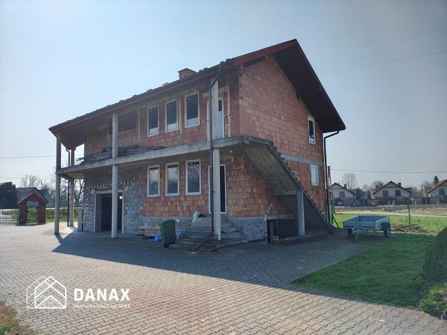 Wynajem 240m2 wolnostojący budynek z dużą bramą
