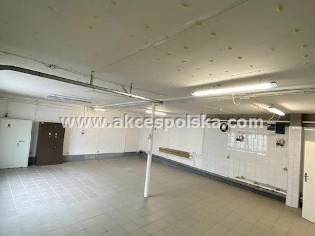 Wynajem 230 m2 na Bielanach – magazyn, produkcja, biuro!