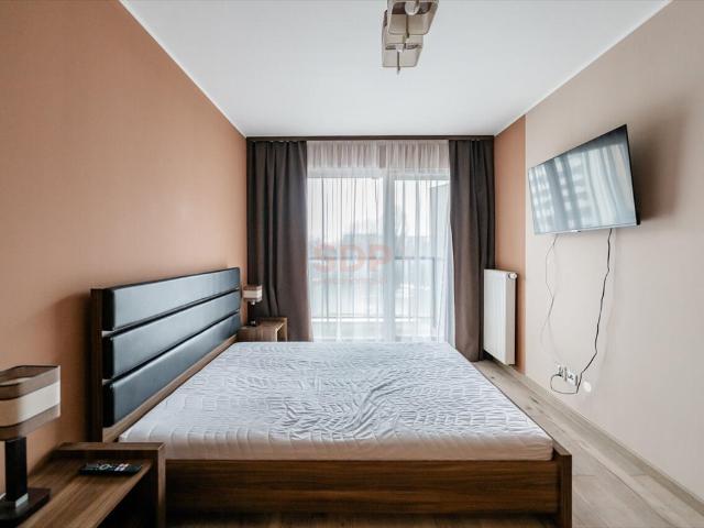 Wynajem 3 pok. w centrum Wrocławia, balkon, garaż