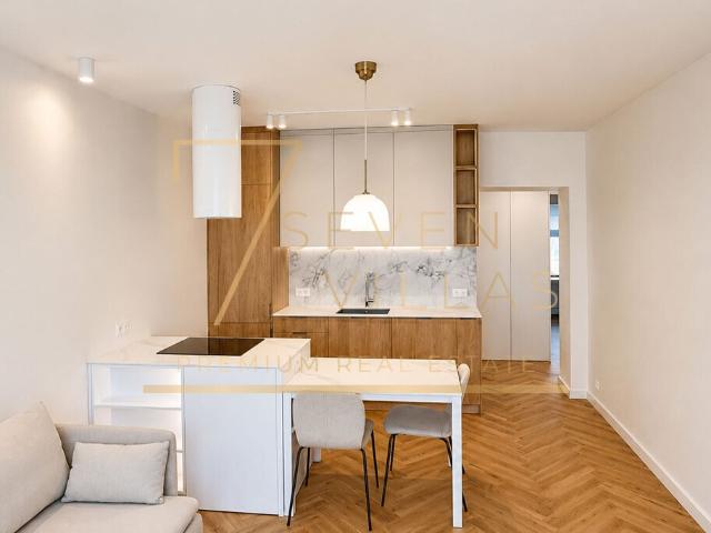Wynajem 50 m² w odrestaurowanej kamienicy z windą