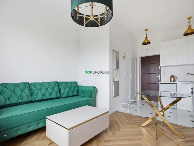 Wygodne studio przy metrze Racławicka