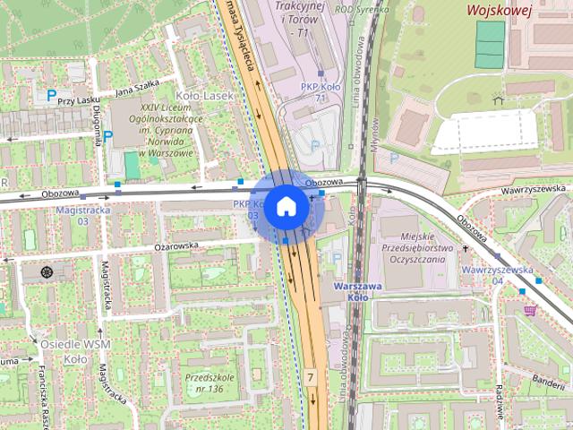 Wygodne w kamienicy blisko tramwaje i autobusy!