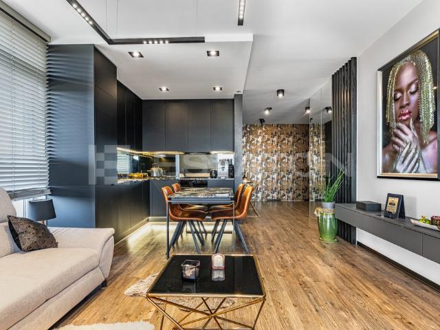 Wyjątkowy 3 pokojowy apartament z tarasem i panoramicznym widokiem