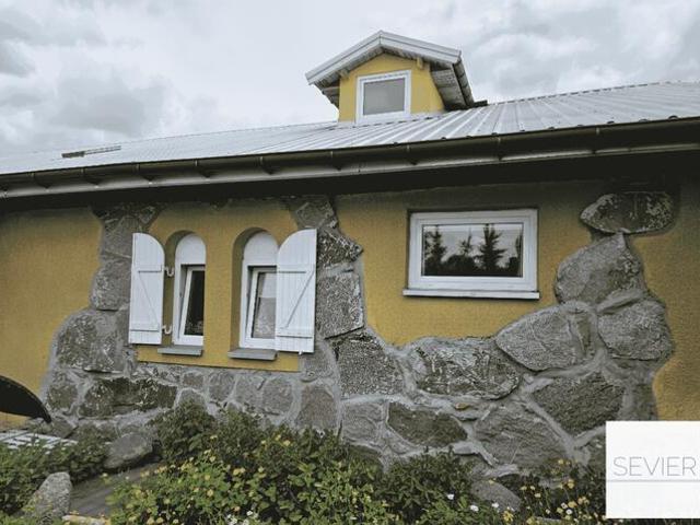 Wyjątkowy budynek z duszą nad samą rzeką Łydynią – Lekowo, pow. ciechanowski