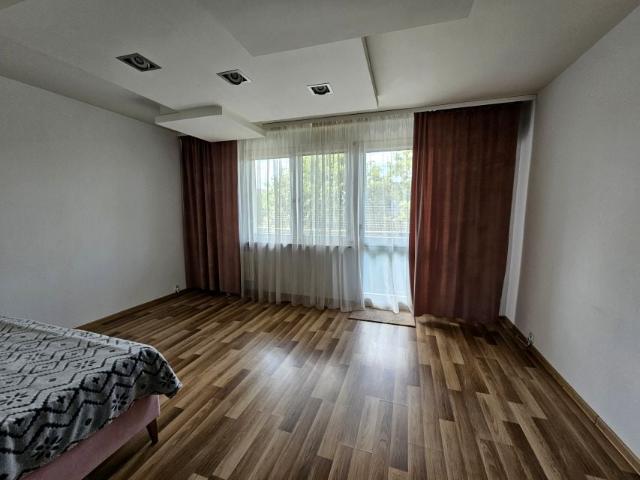 Wyscigowa 24 60 m², Radom