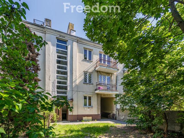 Wysoka kawalerka na Szaserów 85