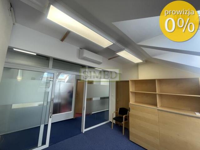 Skosy,recepcja,parking,dostęp24h,winda,b.d.dojazd