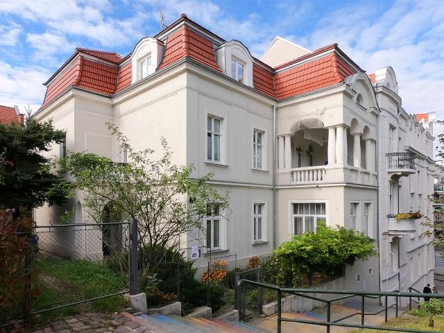 Wzgórze Lasoty klimatyczny apartament 75m2