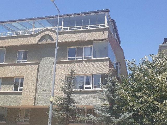 X DEYER EMLAK ŞEHİT CENGİZ KARACA DA KULLANIŞLI VE BAKIMLI GENİŞ ÜÇ CEPHELİ DUBLEKS DAİREDİR