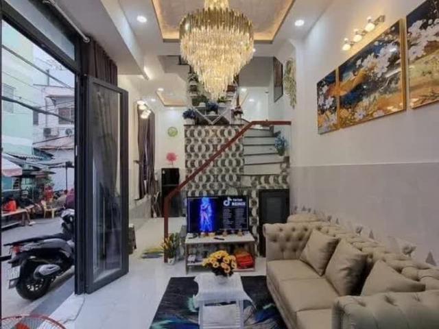 Xe Hơi Ngũ Trong Nhà Căn Góc 2 Mặt Tiền Diện Tích SD 66 M2 Có 4 Tỷ