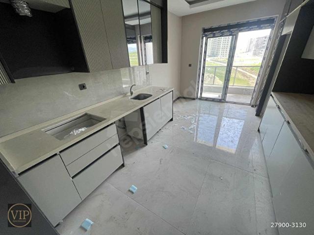 Y.MAHALLE SUSUZ'DA ULTRA LÜX YAPILI SIFIR 4+1 SATILIK DAİRE