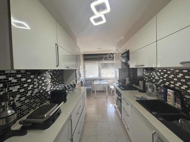 Y.kaptan Gross Karşısı Satılık 3+1 Full Yapılı boş, Kiracısız