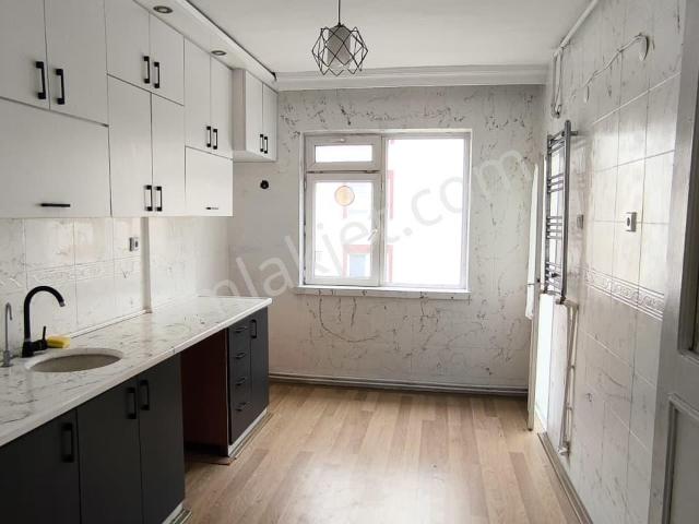 Yıldırım Beyazıt'ta Kiralık 2+1 Geniş Daire